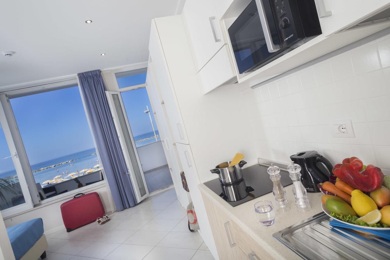 White Suite & Apartments Bellaria-Igea Marina Eksteriør billede