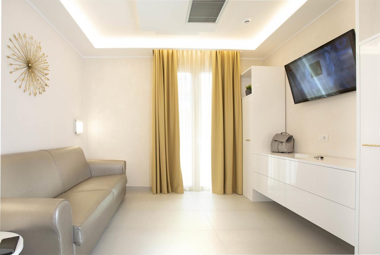 White Suite & Apartments Bellaria-Igea Marina Eksteriør billede