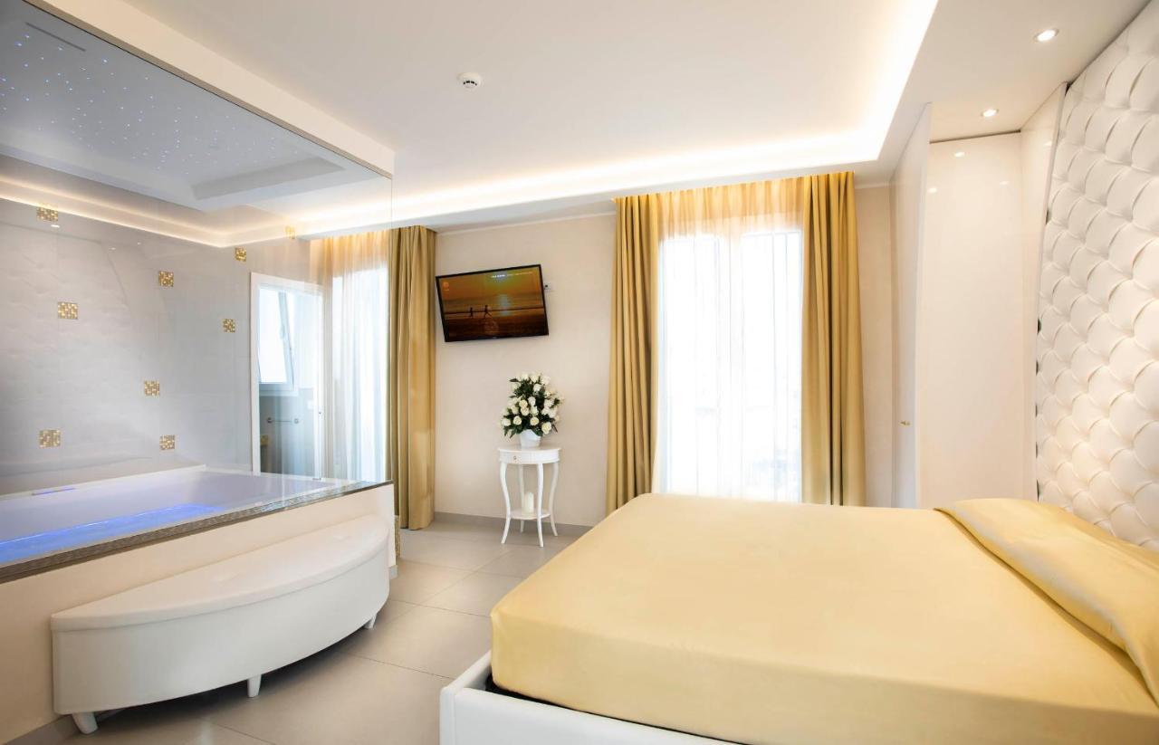White Suite & Apartments Bellaria-Igea Marina Eksteriør billede