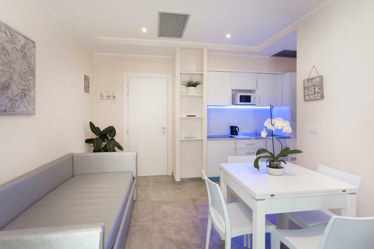 White Suite & Apartments Bellaria-Igea Marina Eksteriør billede