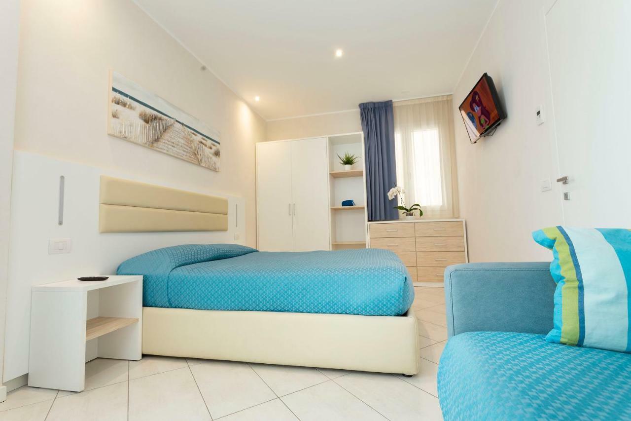 White Suite & Apartments Bellaria-Igea Marina Eksteriør billede