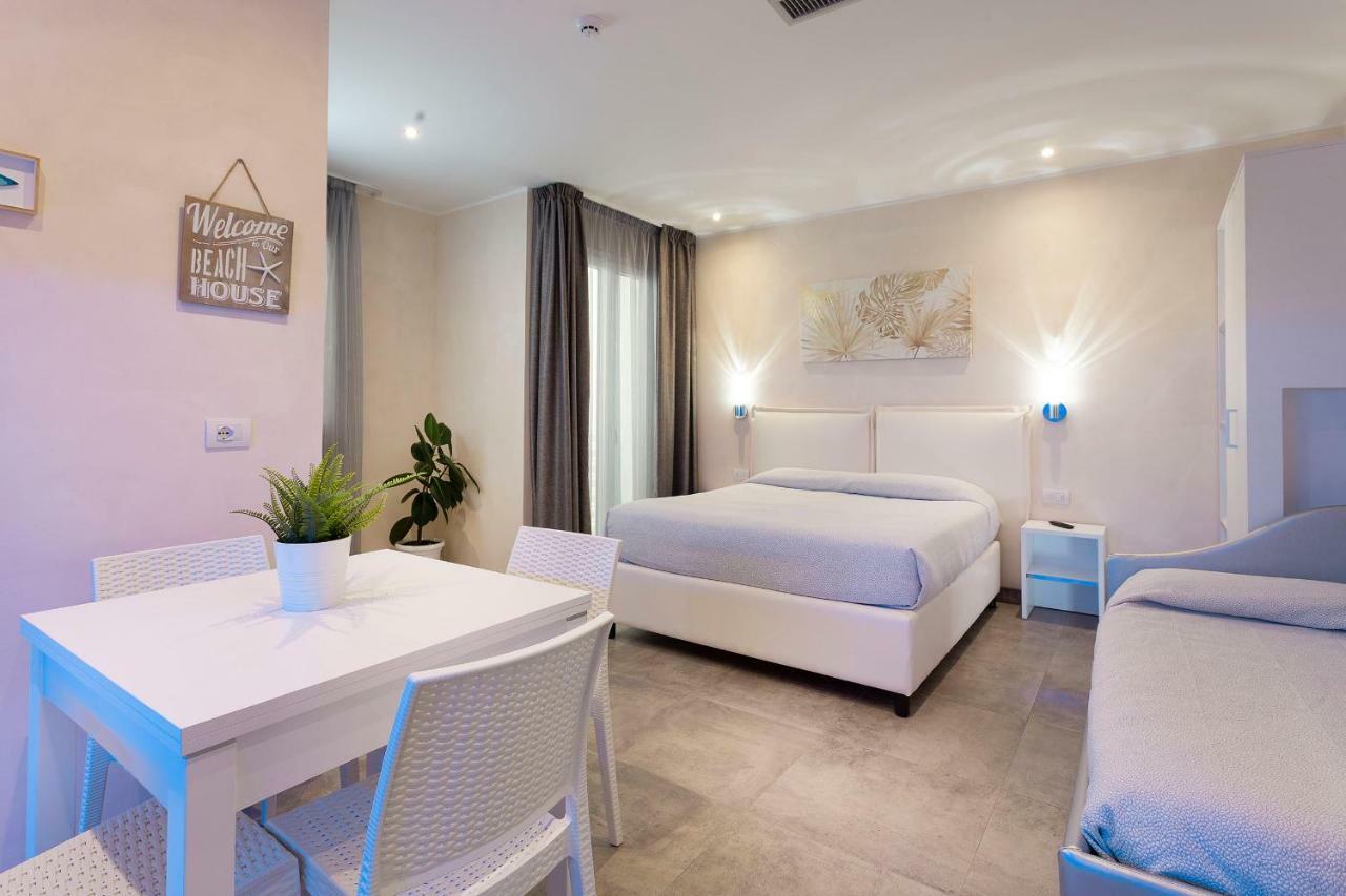 White Suite & Apartments Bellaria-Igea Marina Eksteriør billede
