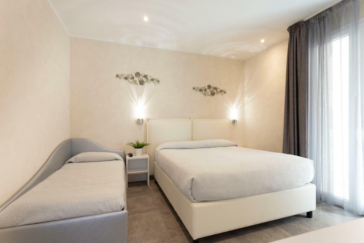 White Suite & Apartments Bellaria-Igea Marina Eksteriør billede