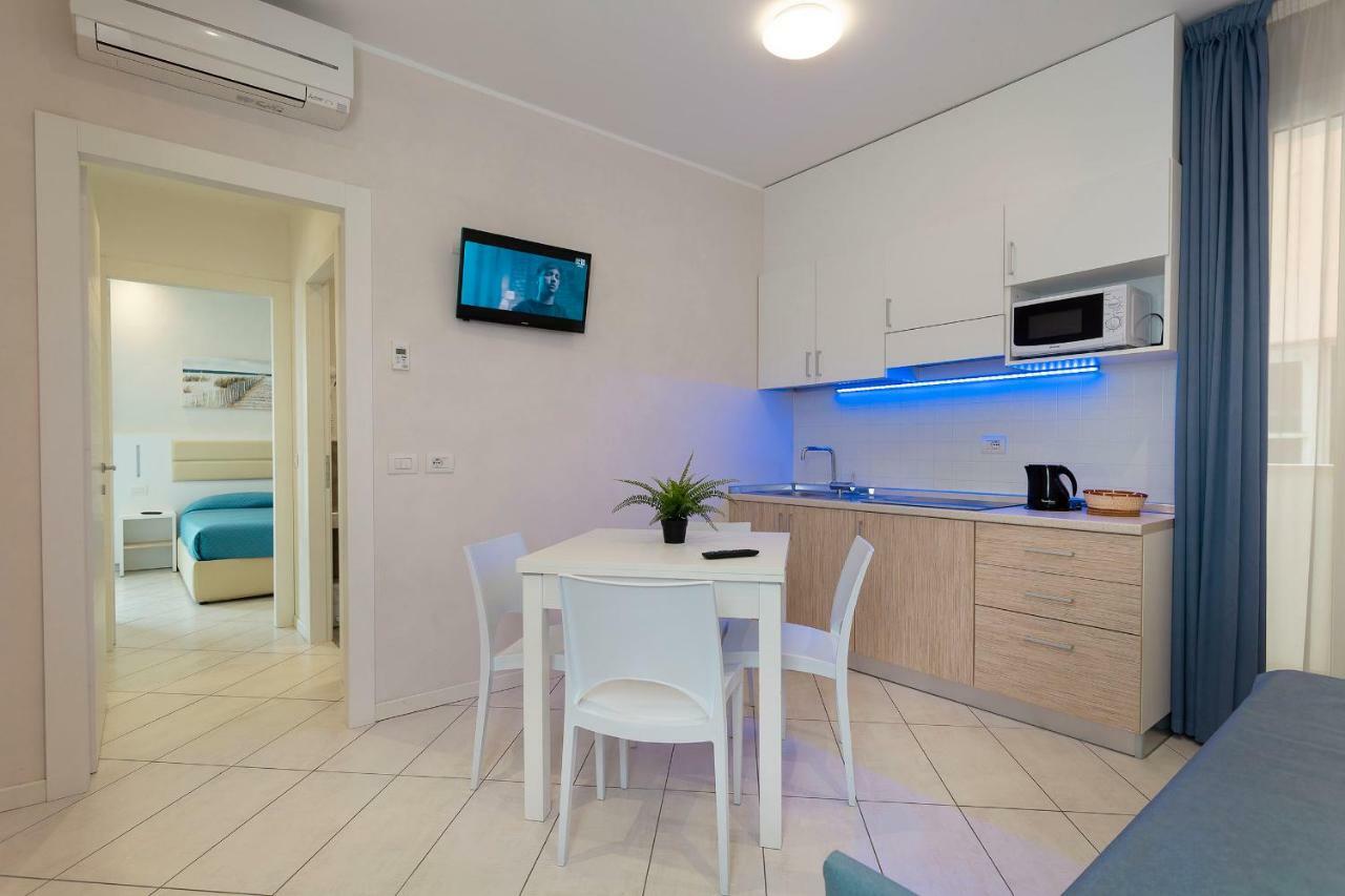 White Suite & Apartments Bellaria-Igea Marina Eksteriør billede