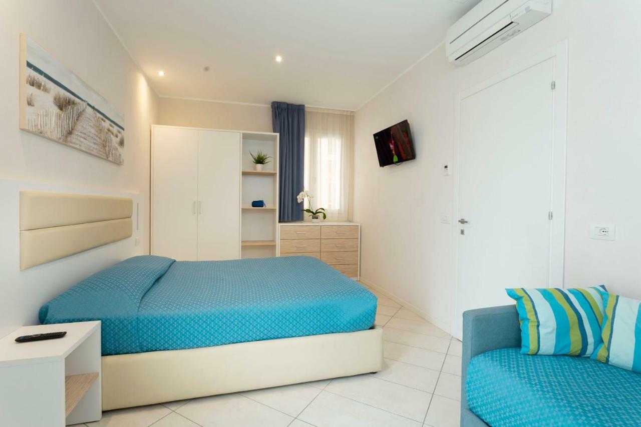 White Suite & Apartments Bellaria-Igea Marina Eksteriør billede